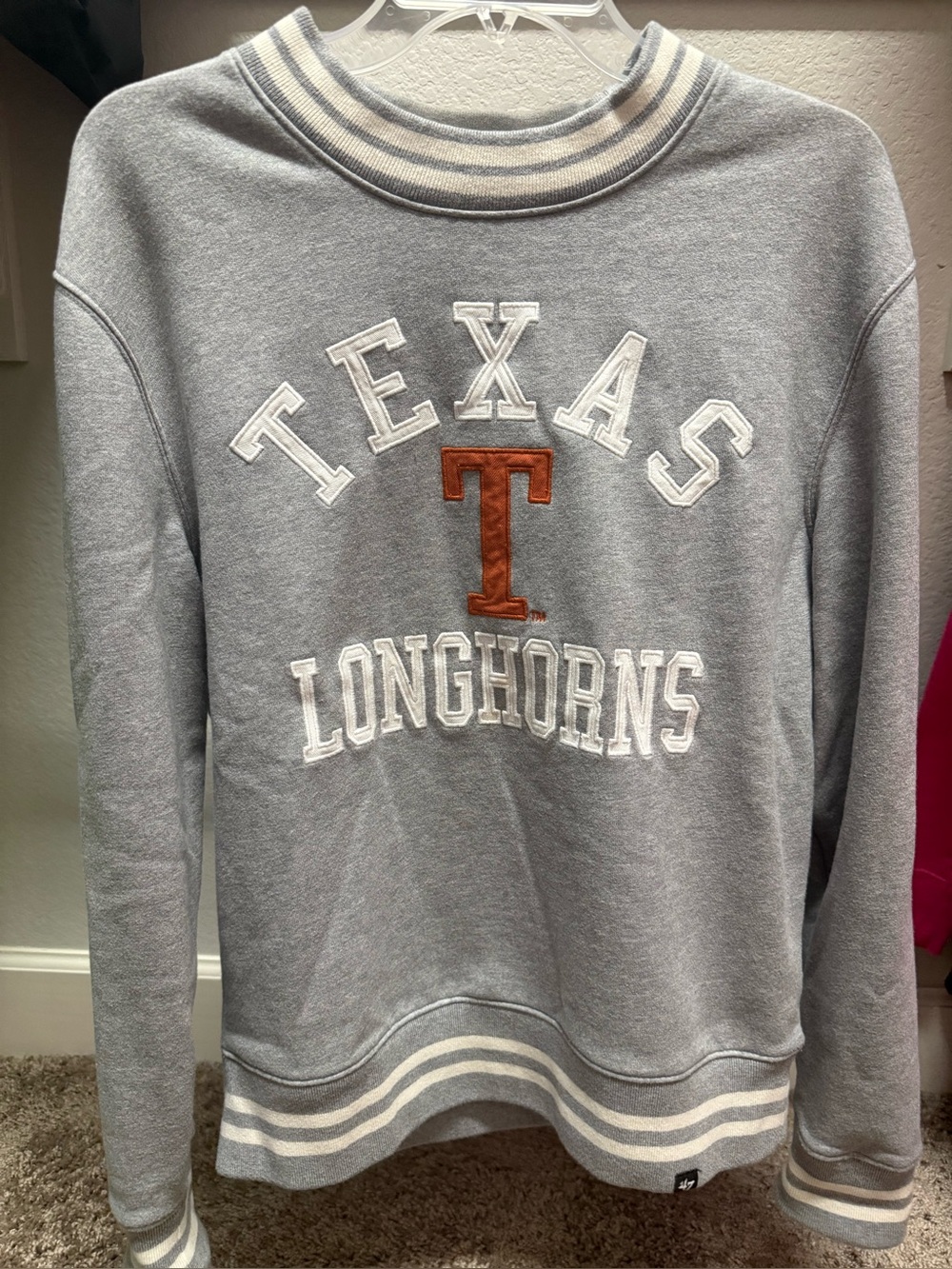 47 Brand Texas Longhorns Grey Crewneck with Burnt Orange T